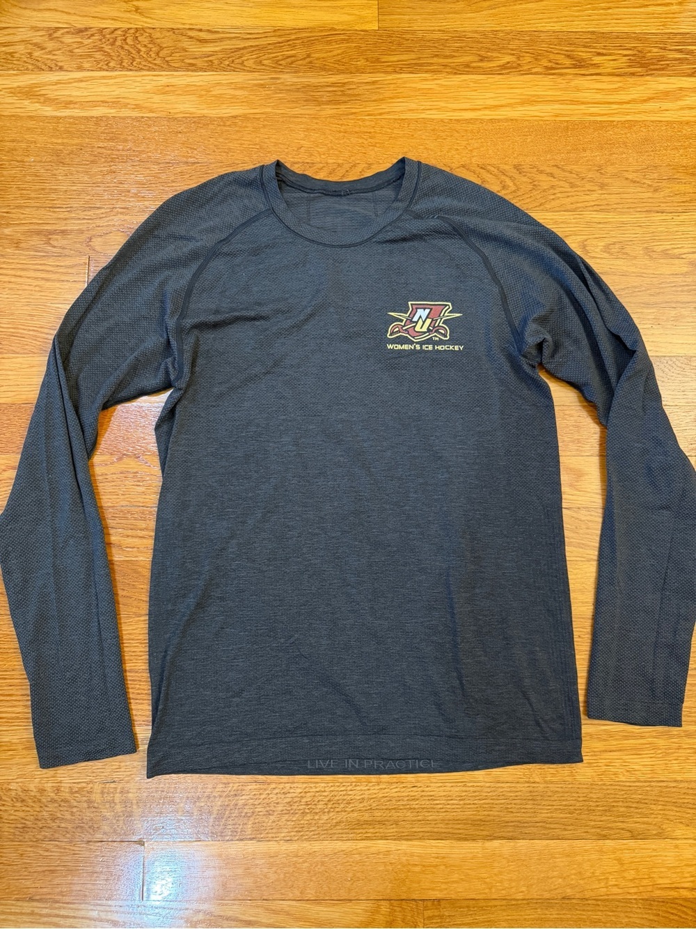 Lululemon Metal Vent Tech Long-Sleeve Shirt Dark Gray - Men Small *logo womens*